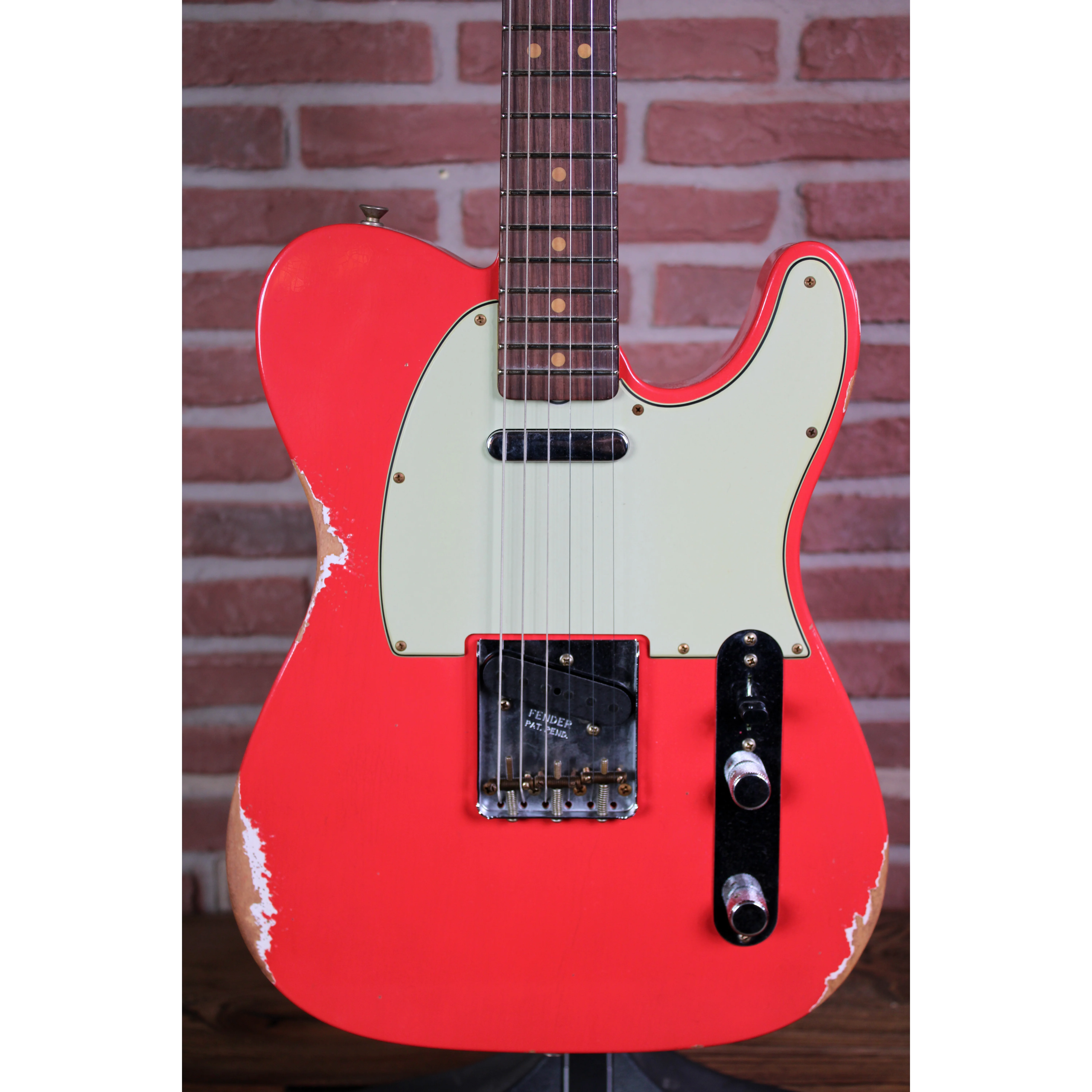 Fender 1963 Telecaster Relic Fiesta Red 3A Hinteransicht