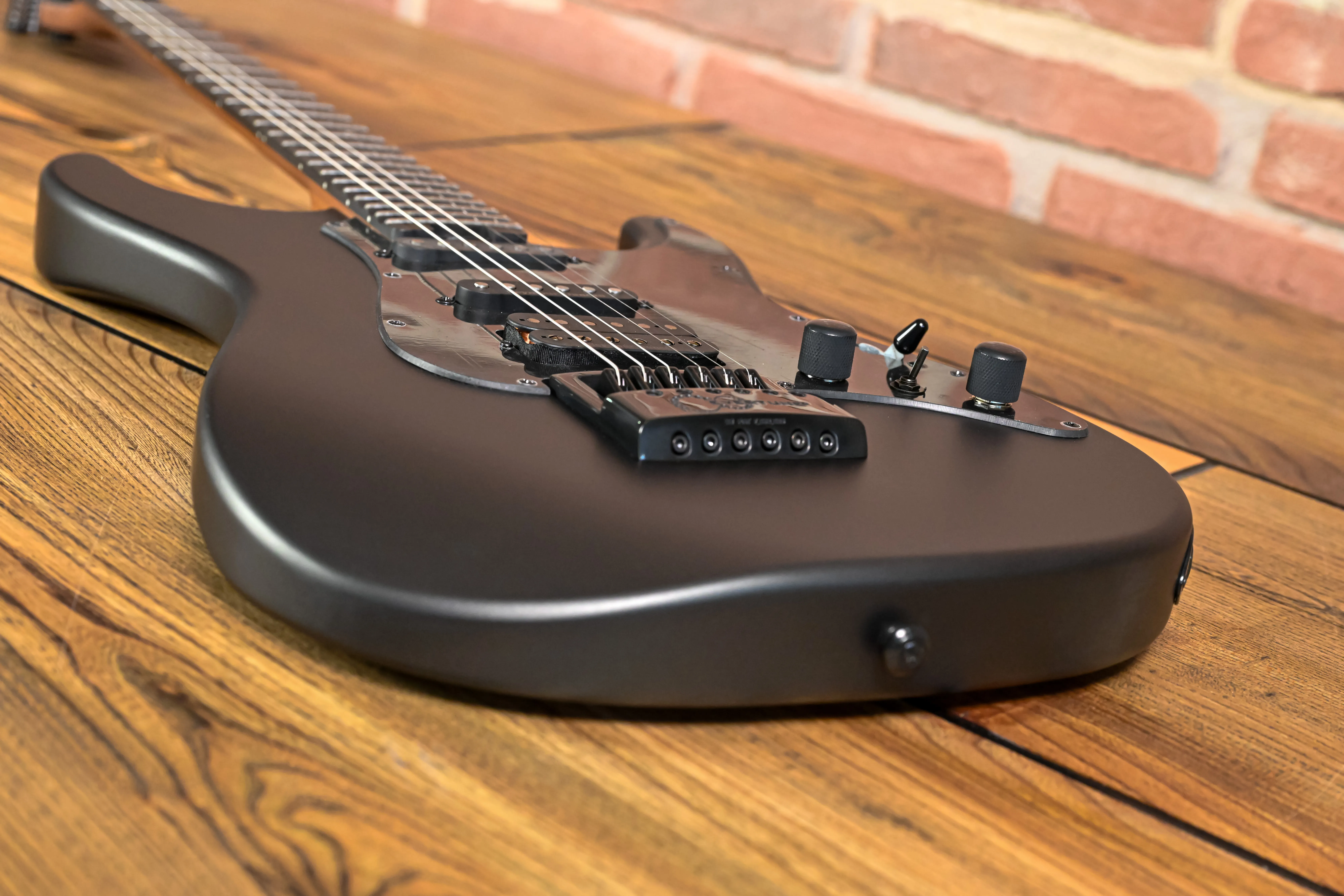 SN-1000 EverTune Charcoal Metallic Satin