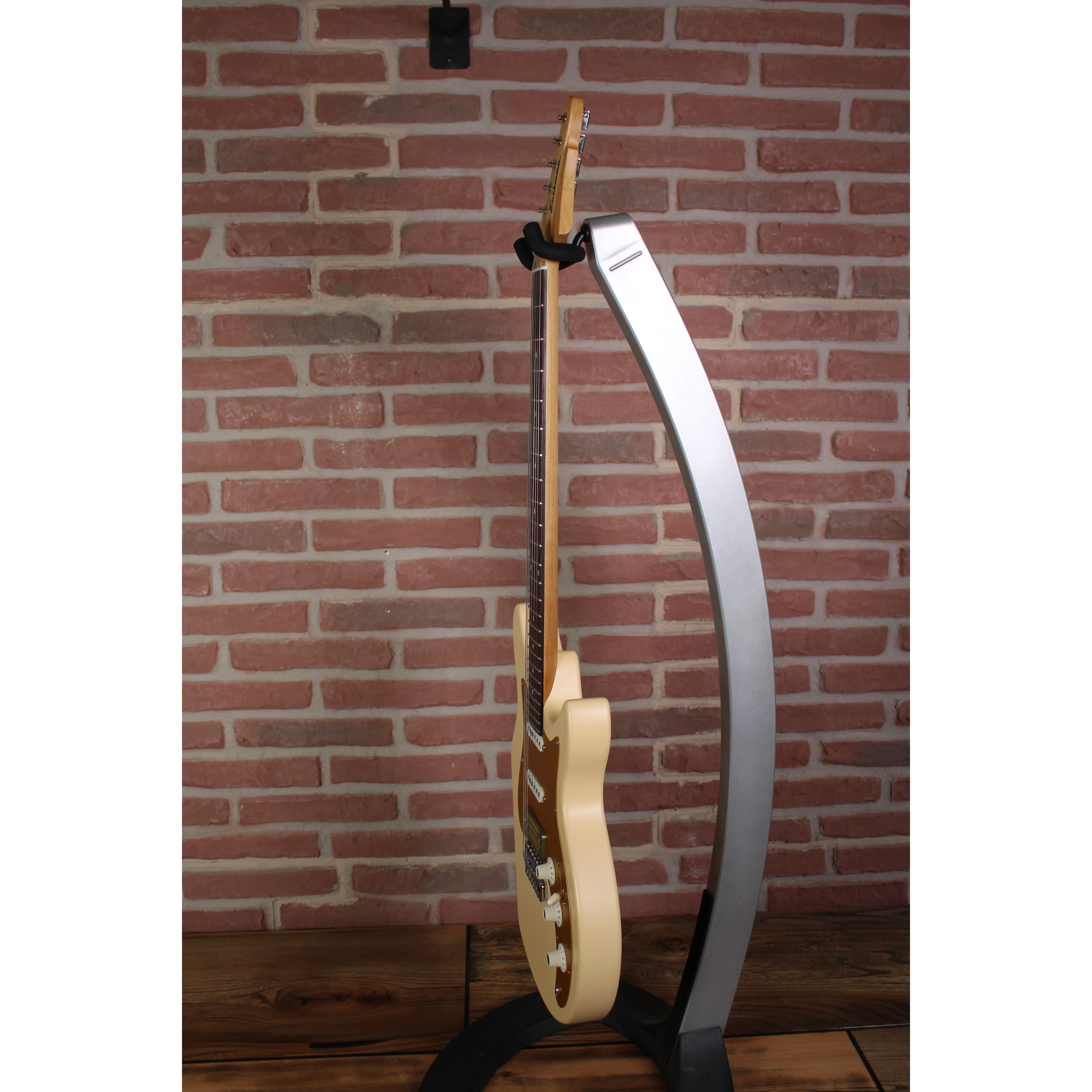 Fullertone DC'62 Desert Sand