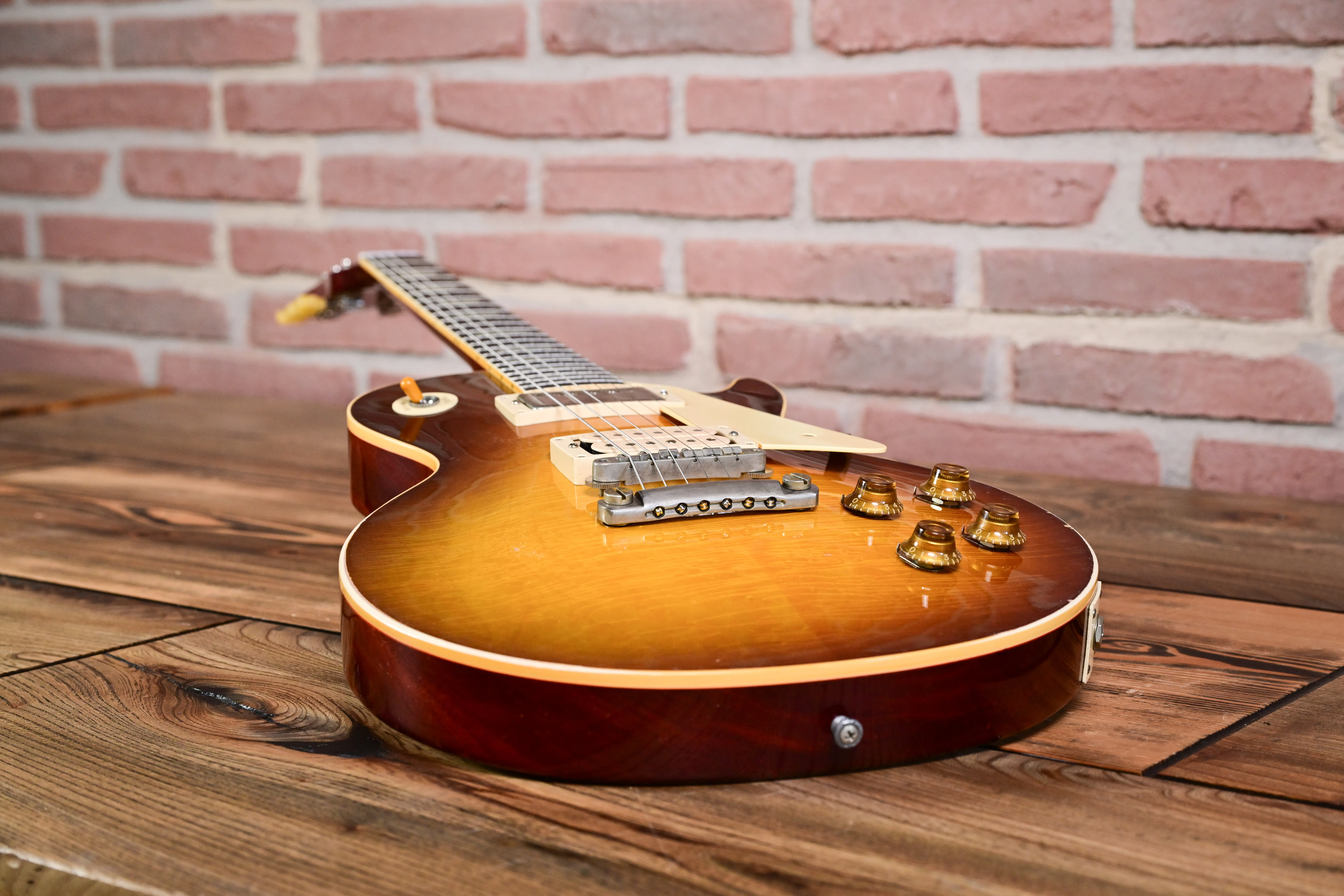 Custom  59 Les Paul Standard Birdseye Light Aged Peach Tea Burst Limited Edition